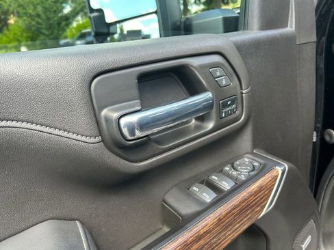 Used 2022 Chevrolet Silverado 3500 High Country w/ Safety Package II image 23