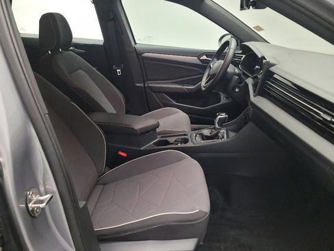 Used 2025 Volkswagen Jetta Sport image 21