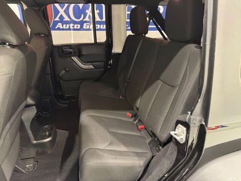 Used 2015 Jeep Wrangler Unlimited Sport image 17