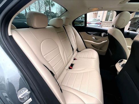 Used 2019 Mercedes-Benz C 300 Sedan image 21