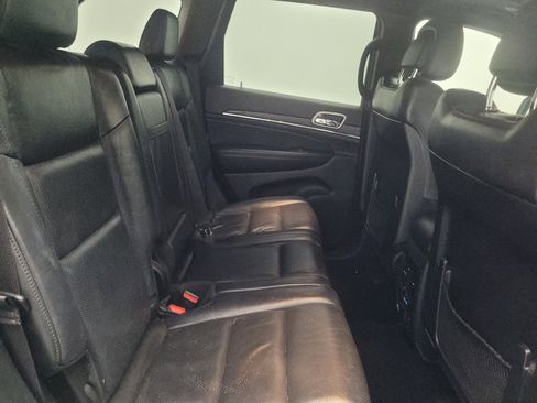 Used 2020 Jeep Grand Cherokee Limited w/ Luxury Group II RWD image 19