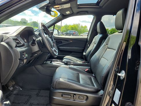 Used 2023 Honda Passport Elite image 14