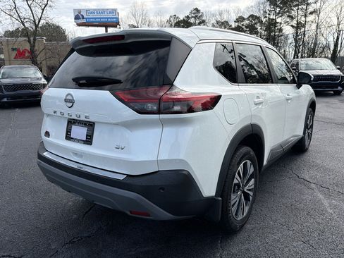 Used 2023 Nissan Rogue SV w/ SV Premium B Package image 7