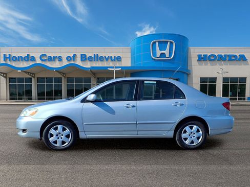 Used 2005 Toyota Corolla LE image 2