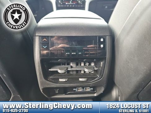 Used 2022 Jeep Grand Cherokee L Laredo image 24