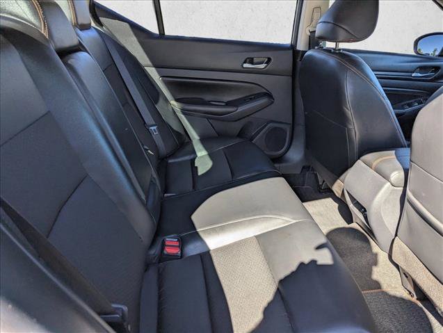 Used 2022 Nissan Altima 2.5 SR w/ Midnight Edition Package FWD image 30