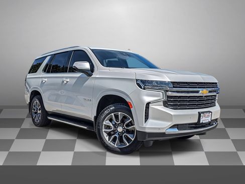 Used 2023 Chevrolet Tahoe LT w/ Luxury Package AWD/4WD image 1