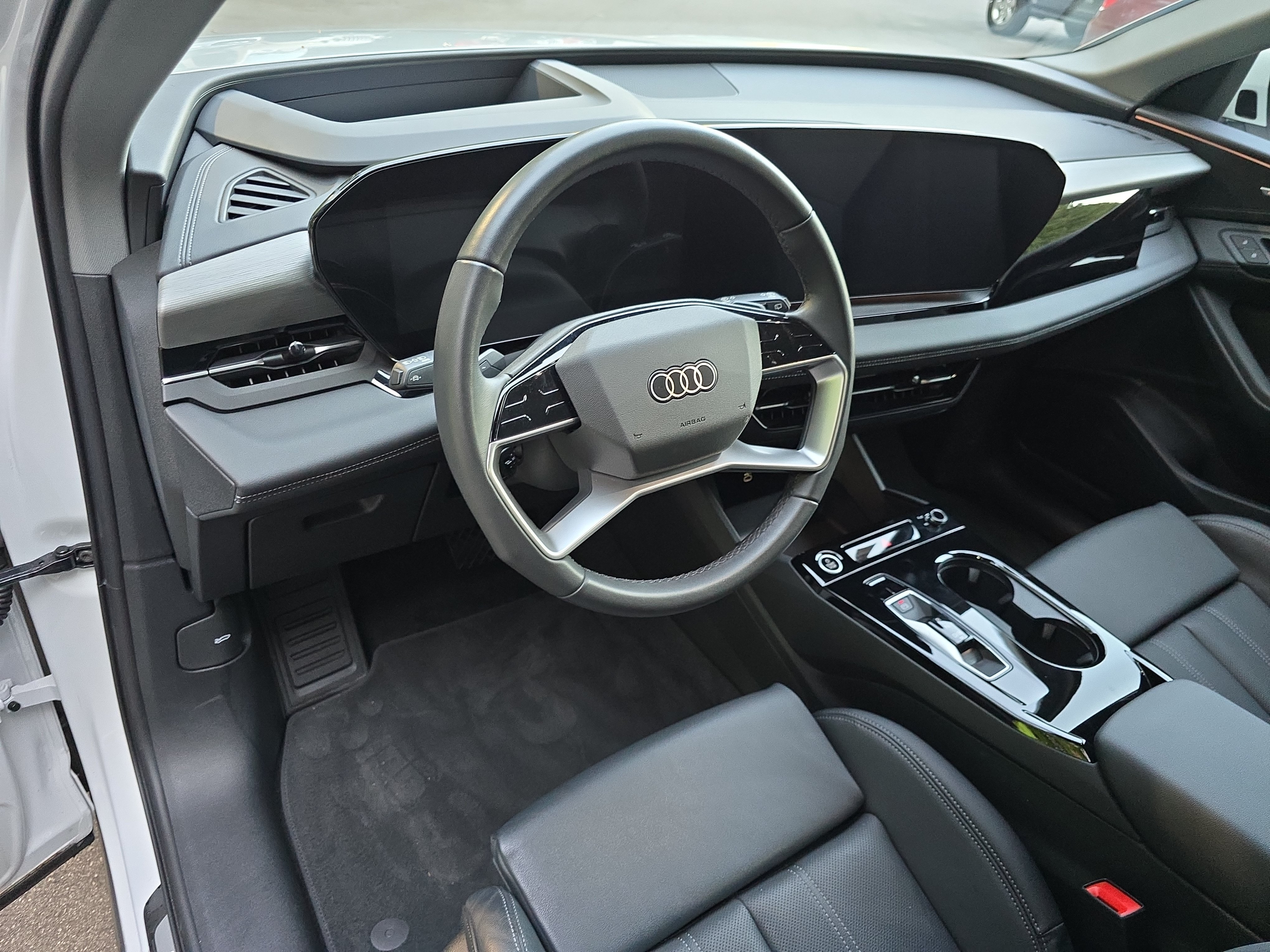 Used 2025 Audi Q6 e-tron Premium Plus w/ Premium Plus AWD/4WD image 16