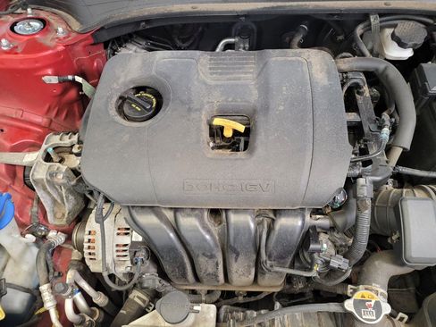 Used 2020 Kia Forte LXS FWD image 30