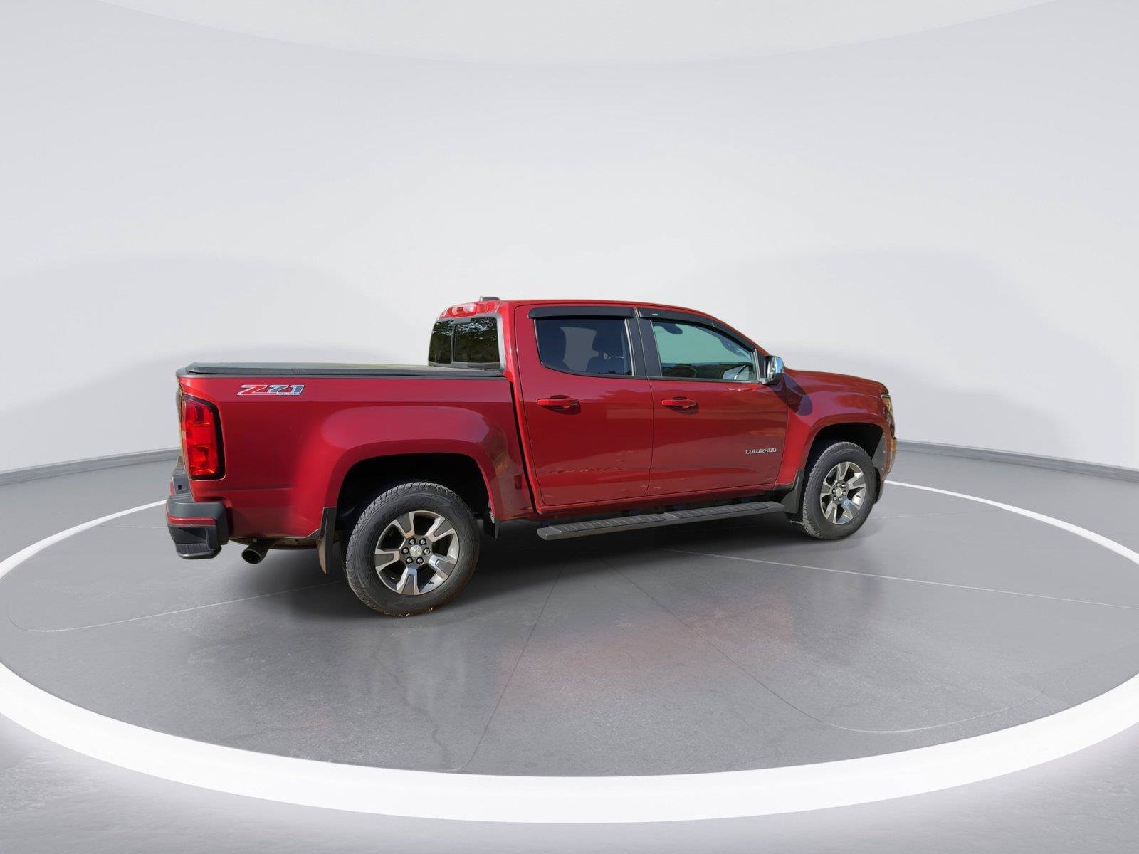Used 2015 Chevrolet Colorado Z71 AWD/4WD image 9