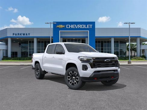 New 2025 Chevrolet Colorado Z71 image 1