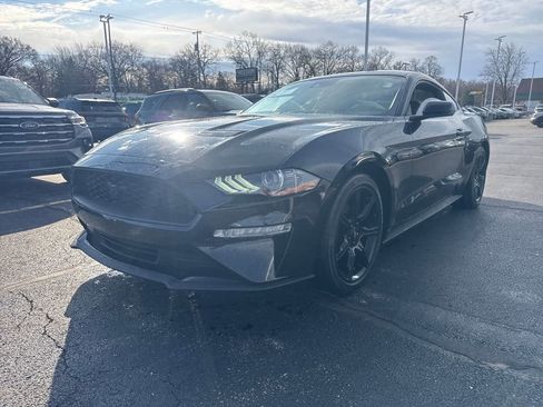 Used 2020 Ford Mustang Premium w/ Equipment Group 201A image 2