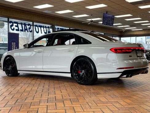 Used 2021 Audi S8 L image 7