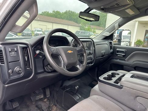 Used 2015 Chevrolet Silverado 2500 W/T w/ Snow Plow Prep Package AWD/4WD image 13