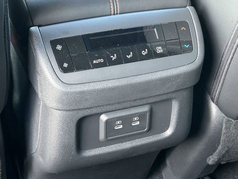 New 2026 Nissan Pathfinder Rock Creek w/ Rock Creek Premium Package AWD/4WD image 16