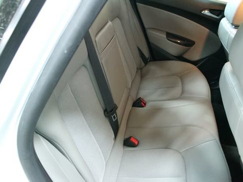 Used 2017 Buick Verano FWD image 11