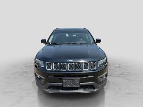 Used 2020 Jeep Compass Latitude w/ Popular Equipment Group AWD/4WD image 9
