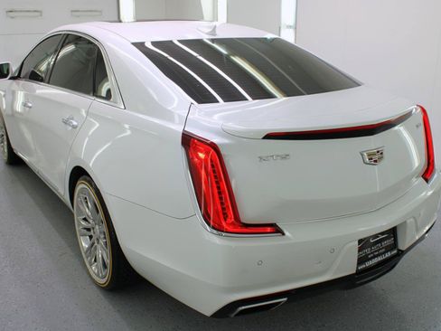 Used 2018 Cadillac XTS Luxury w/ Driver Awareness Package FWD image 7