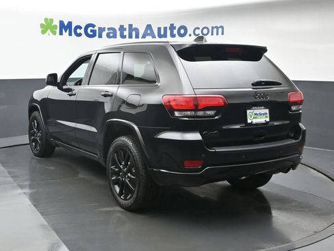 Used 2021 Jeep Grand Cherokee Laredo X image 24