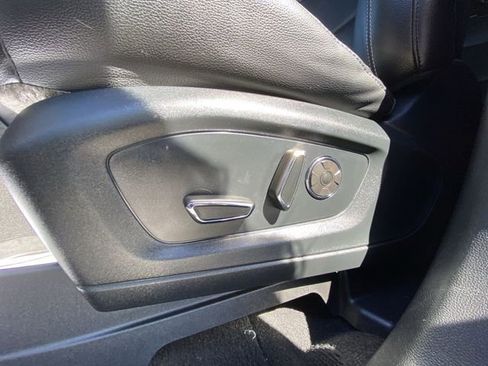 Used 2020 Ford Explorer ST w/ ST High-Performance Pack image 12