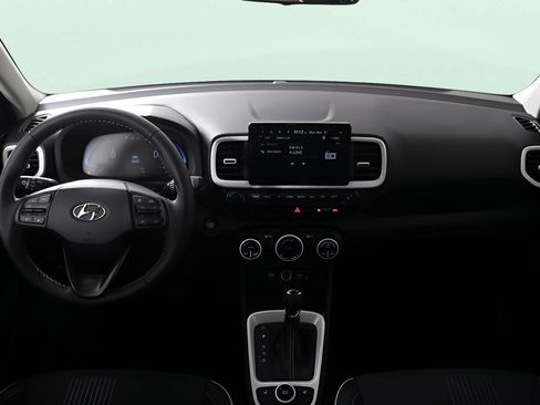 New 2025 Hyundai Venue Limited FWD image 25