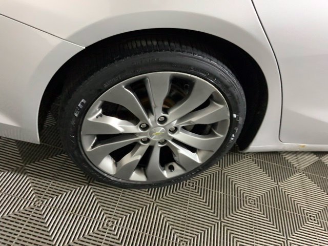 Used 2017 Chevrolet Malibu Premier w/ Premier Sun and Wheel Package FWD image 38