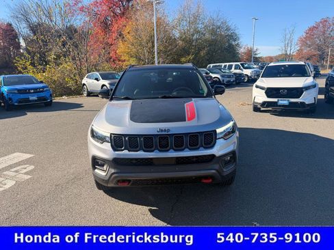 Used 2023 Jeep Compass Trailhawk w/ Trailhawk Elite Group image 9