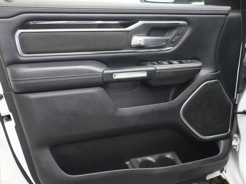 Used 2020 RAM 1500 Laramie w/ Sport Appearance Package AWD/4WD image 15