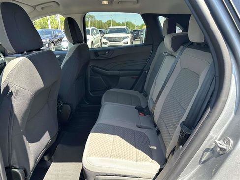Used 2022 Ford Escape SE w/ Convenience Package FWD image 12