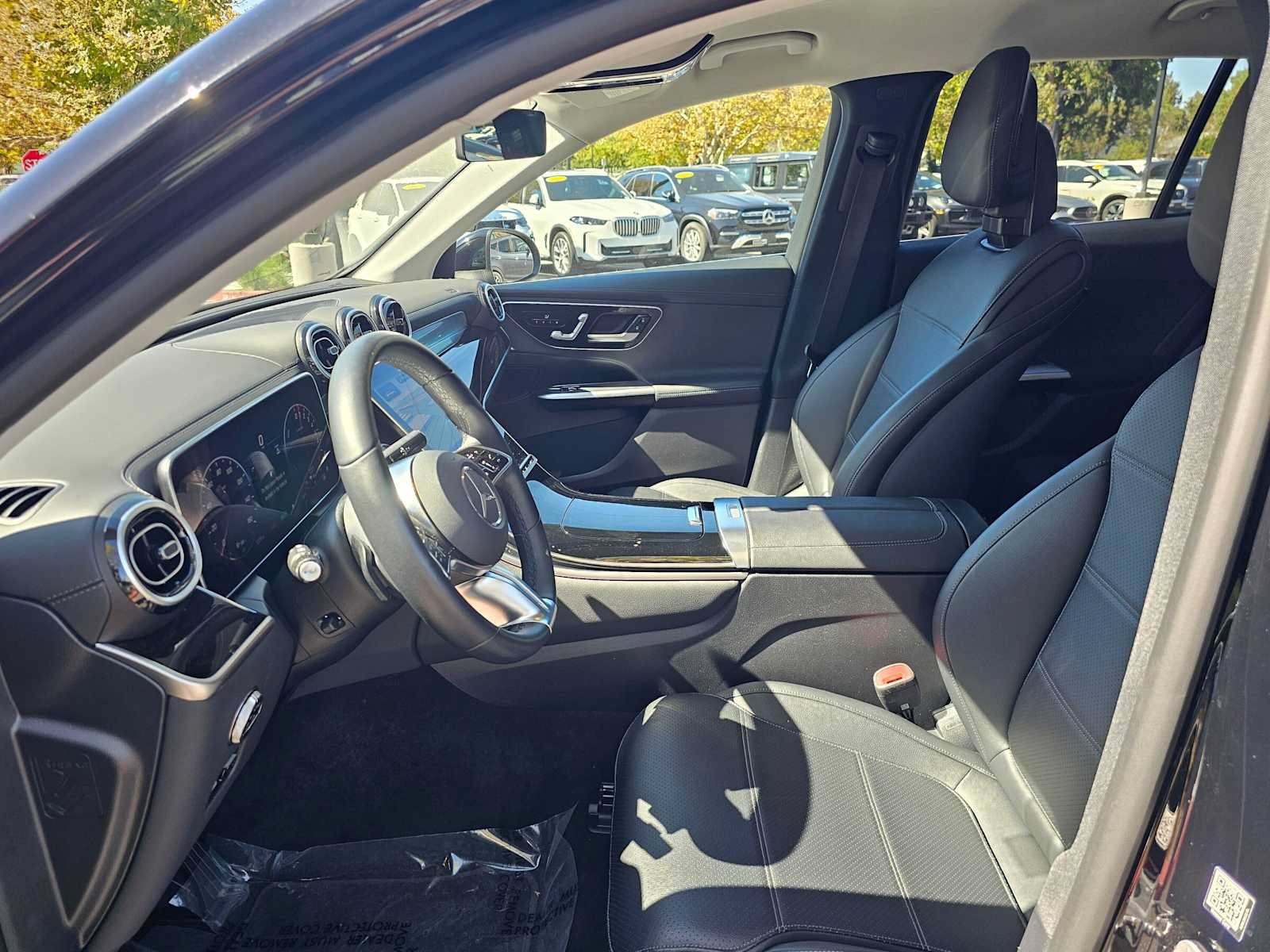 Used 2025 Mercedes-Benz GLC 350e 4MATIC image 20