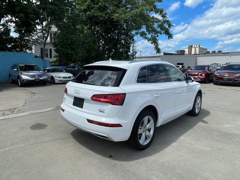 Used 2018 Audi Q5 2.0T Premium Plus w/ Premium Plus Package AWD/4WD image 5