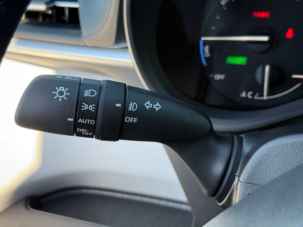 Certified 2026 Toyota Sienna XLE AWD/4WD image 18