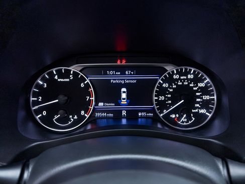 Used 2021 Nissan Altima 2.5 SV w/ SV Premium Package image 32