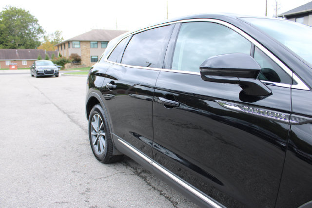 Used 2022 Lincoln Nautilus AWD image 38