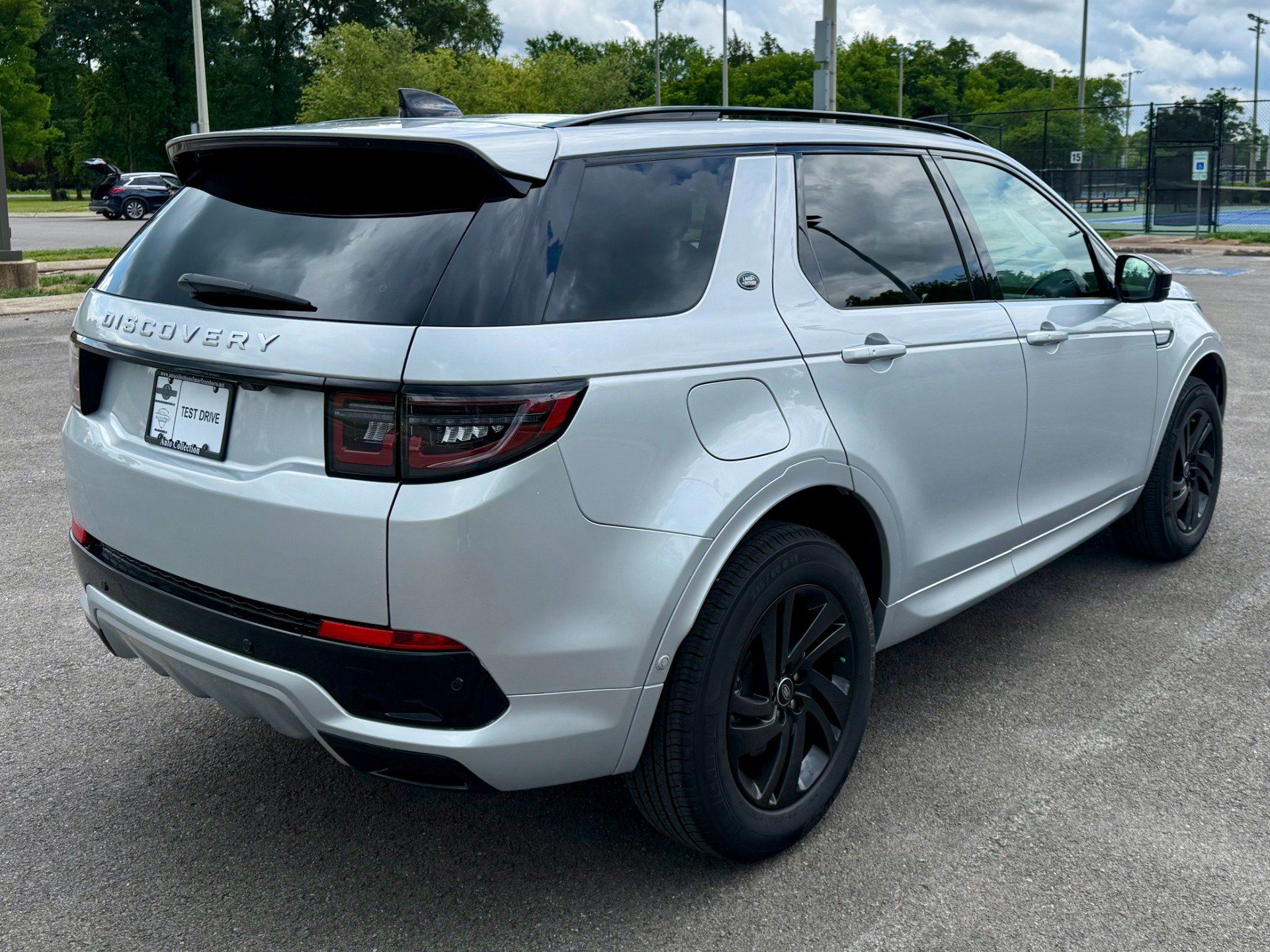 Used 2025 Land Rover Discovery Sport S AWD/4WD image 3