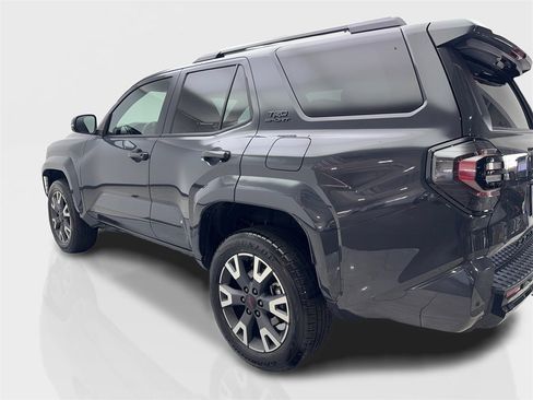 Used 2025 Toyota 4Runner TRD Sport image 14