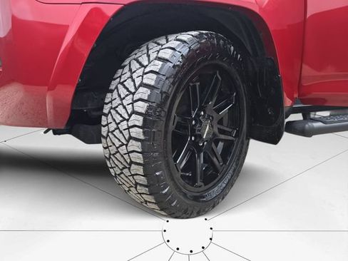 Used 2022 Toyota 4Runner SR5 RWD image 39