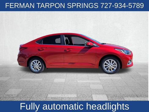 Used 2022 Hyundai Accent SEL image 11