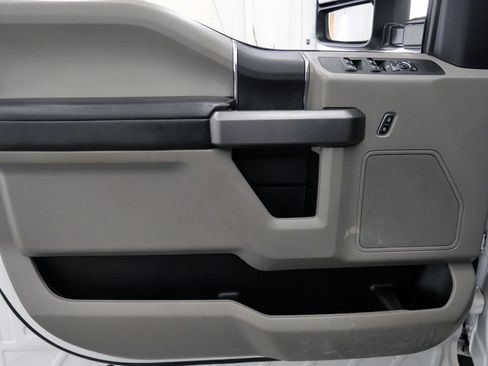 Used 2019 Ford F350 XLT w/ XLT Value Package AWD/4WD image 13