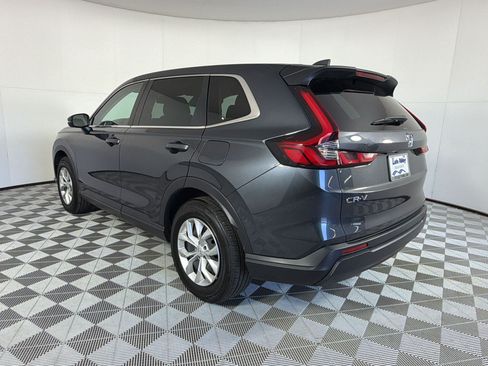 Used 2025 Honda CR-V LX image 3