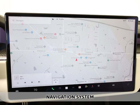 Used 2021 Tesla Model S Plaid image 4
