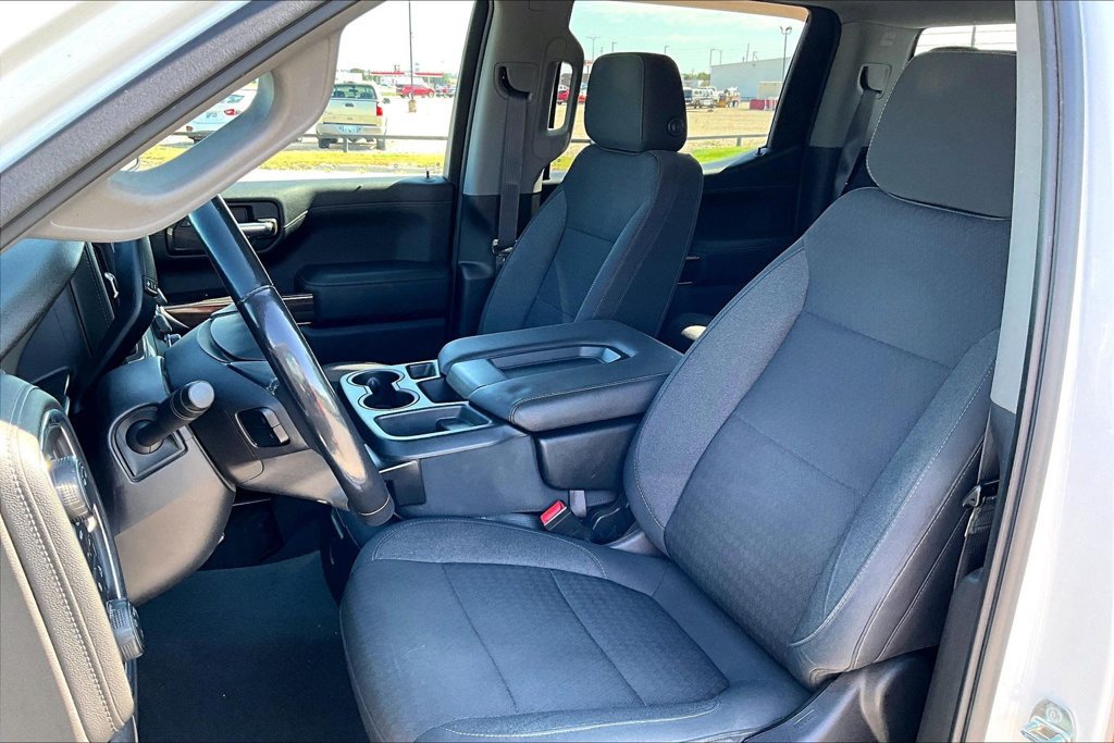 Used 2021 Chevrolet Silverado 1500 RST AWD/4WD image 24