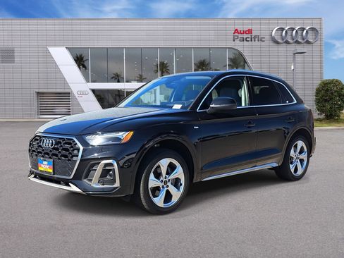 Used 2022 Audi Q5 2.0T Prestige w/ Prestige Package image 1