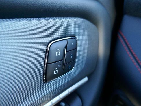 New 2026 Ford Explorer ST-Line w/ ST-Line Street Pack image 17