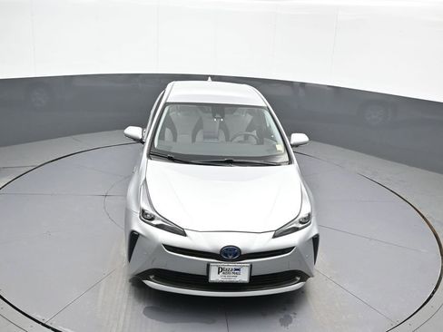 Certified 2022 Toyota Prius LE image 33