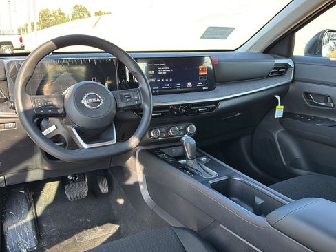 New 2026 Nissan Kicks S image 16