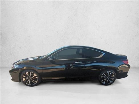 Used 2016 Honda Accord EX image 9