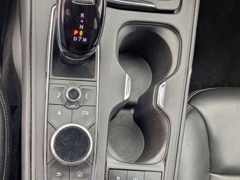 Used 2024 Cadillac XT4 Premium Luxury image 21