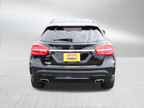 Used 2017 Mercedes-Benz GLA 250 4MATIC image 6