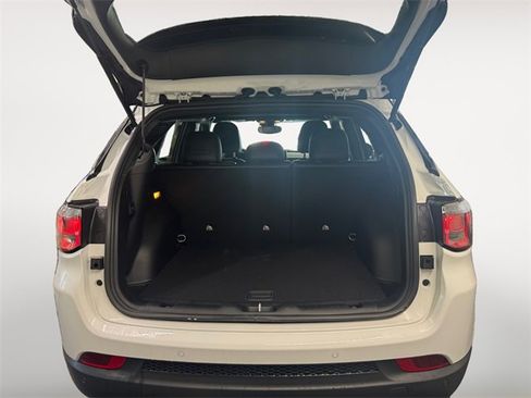 New 2026 Jeep Compass Limited image 13